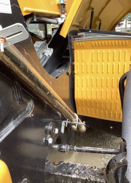 2023 Sany STH1056A Telehandler - Image 17