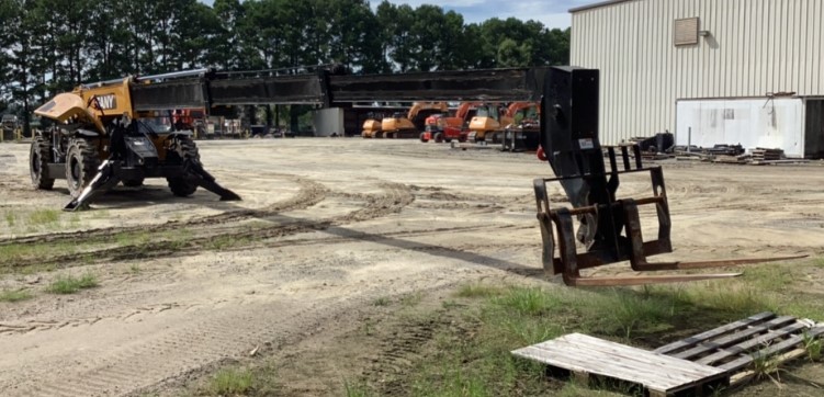 2023 Sany STH1056A Telehandler - Image 5