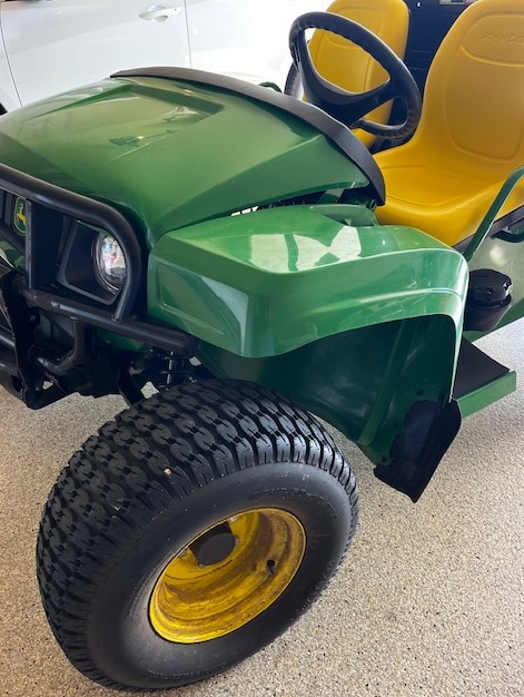 2024 John Deere Gator TX - Image 6