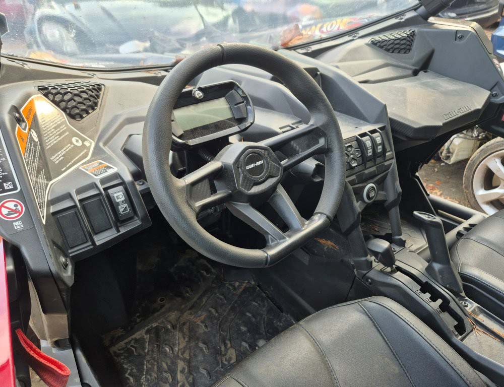 2025 Can-Am Maverick RS Turbo - Image 8