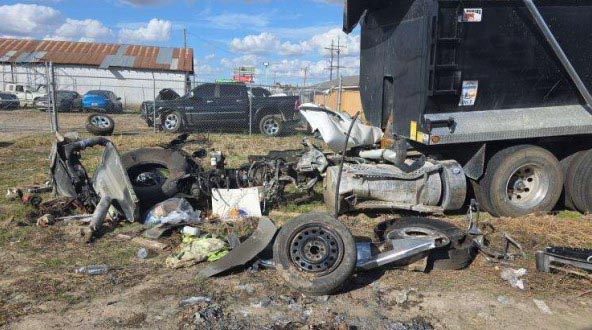 2025 Kenworth T880 - Image 5