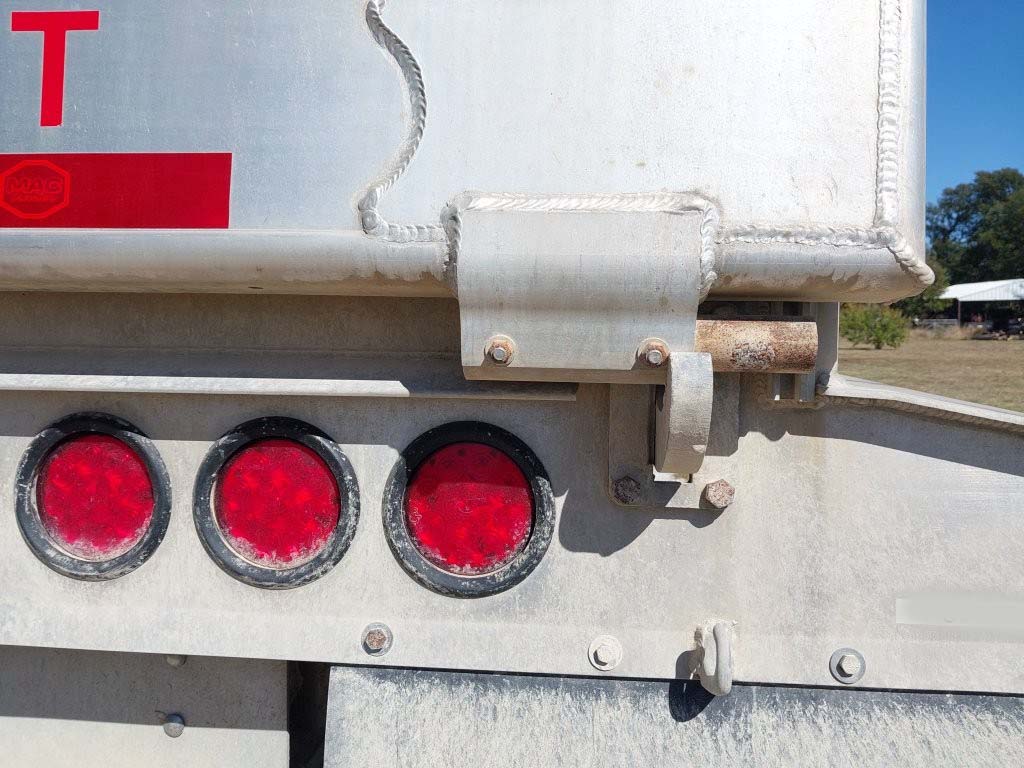 2025 Mac End Dump Trailer - Image 27