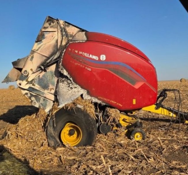 2025 New Holland RB570A Round Baler - Image 5