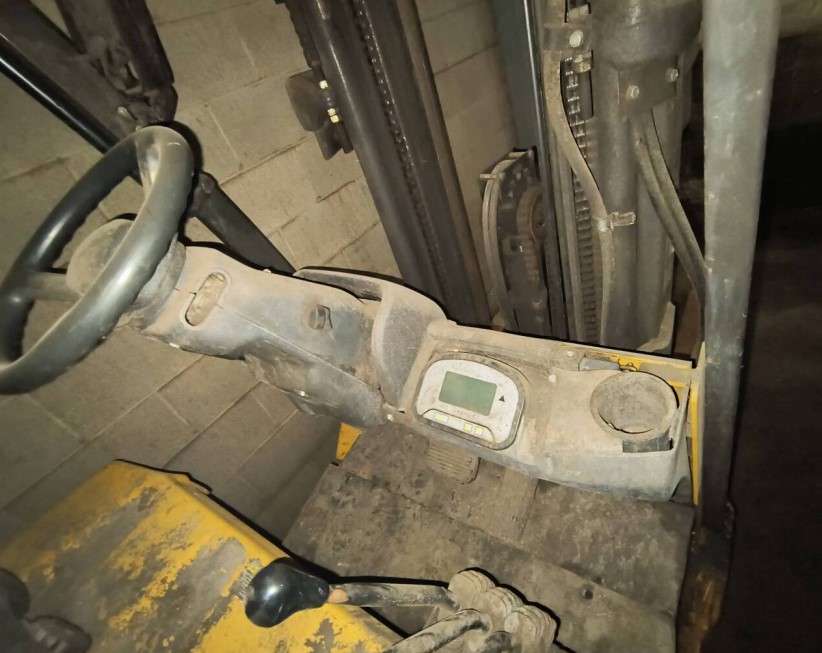 Caterpillar Electric Forklifts - Image 42