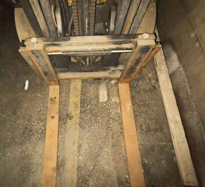 Caterpillar Electric Forklifts - Image 43