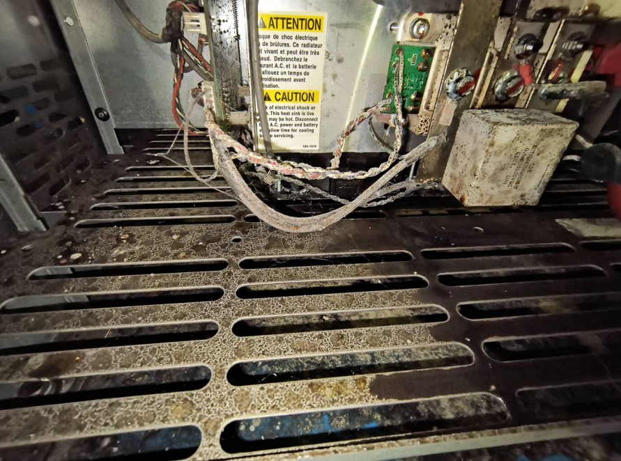 Caterpillar Electric Forklifts - Image 60