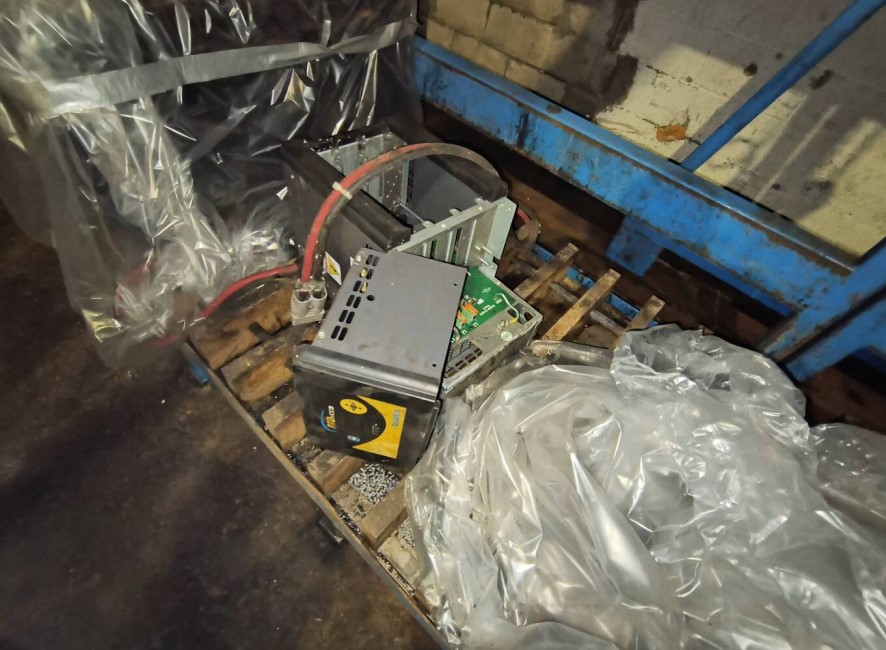 Caterpillar Electric Forklifts - Image 61