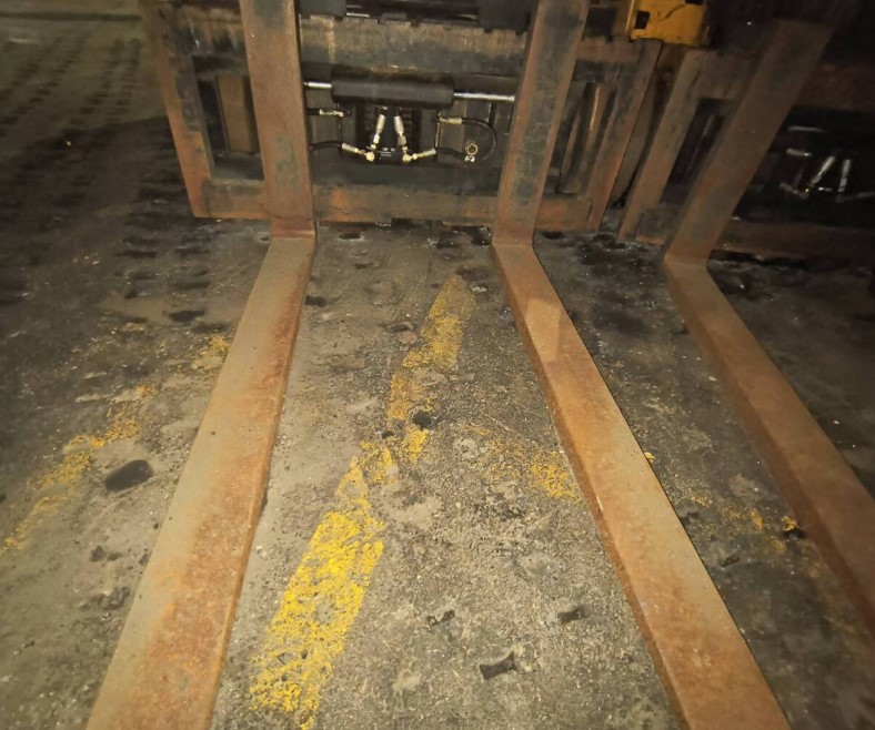 Caterpillar Electric Forklifts - Image 51