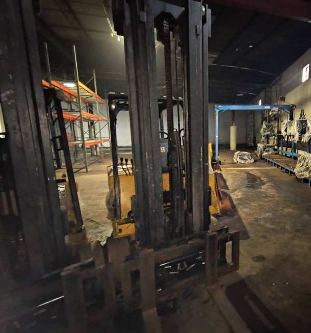 Caterpillar Electric Forklifts - Image 70