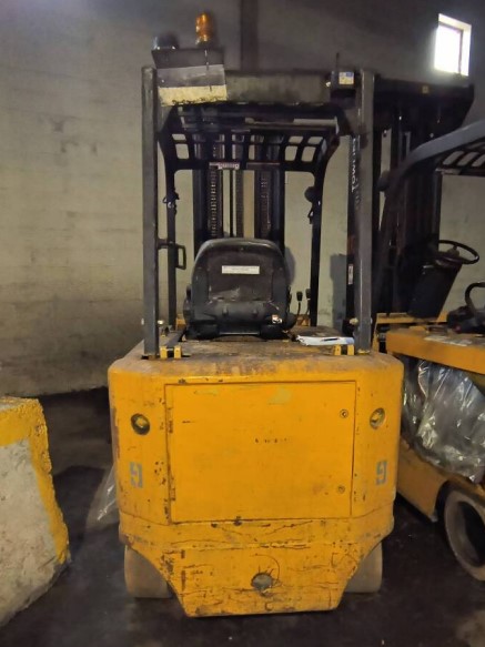 Caterpillar Electric Forklifts - Image 72