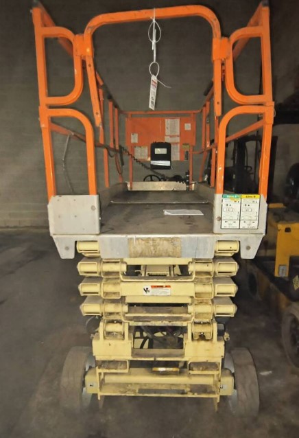 2005 JLG 3246ES Scissor Lift - Image 6