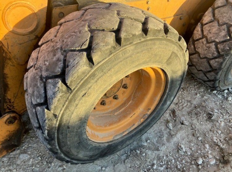 2002 Case 70XT Skid Steer - Image 6