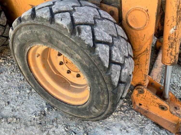 2002 Case 70XT Skid Steer - Image 8