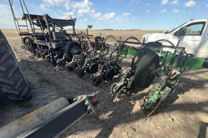 2013 CASE IH Magnum 260 Tractor - Image 18