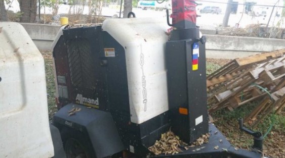 Various Towable Light Towers and Towable Generator - Image 3