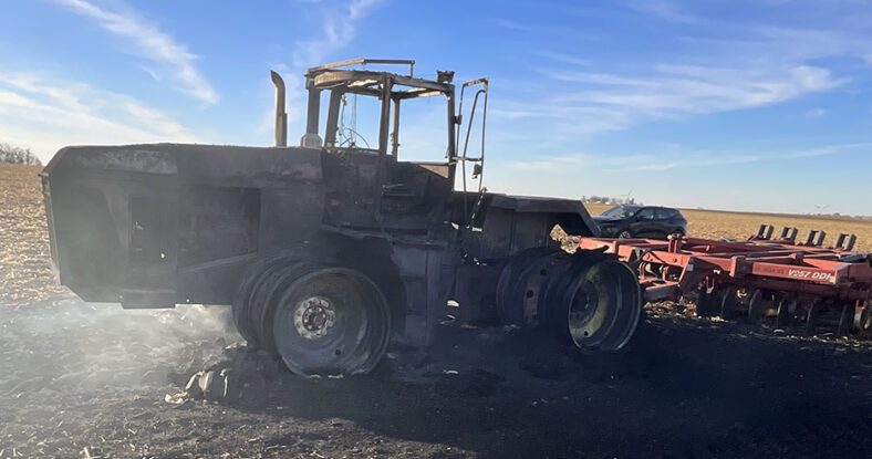 [Auction]: John Deere 8770 Tractor | Minnesota | damaged | CAG