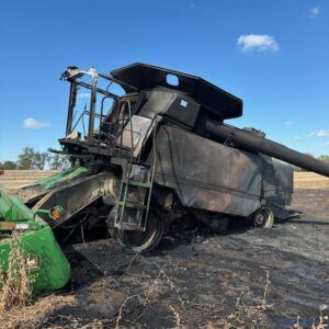 1998 John Deere 9510 Combine