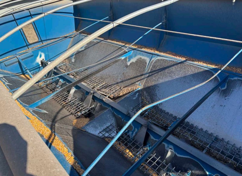 1989 Kinze 840 Grain Cart - Image 15