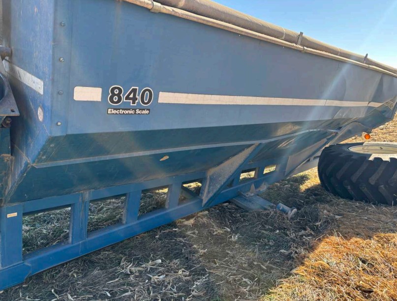 1989 Kinze 840 Grain Cart - Image 5