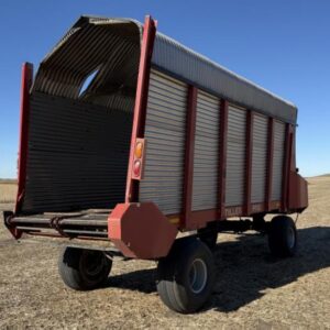 Miller 5300 Pro Silage Wagon