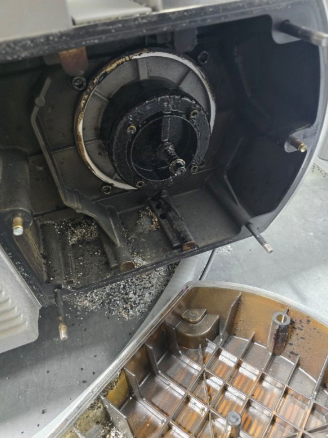 Becker Pump - Image 2