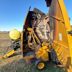 2016 Vermeer 605N Baler