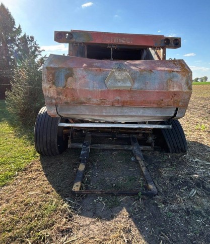 2016 Vermeer 605N Baler - Image 5