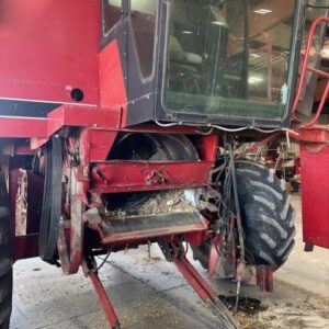 1987 CASE IH 1680 Combine
