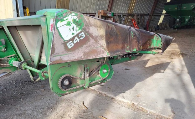 1989 John Deere 9500 Combine - Image 7