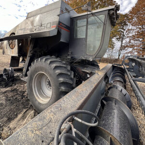 1991 Gleaner R50 Combine