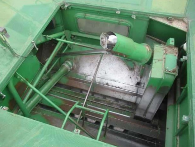 1991 John Deere 9500 Combine – #2 - Image 20