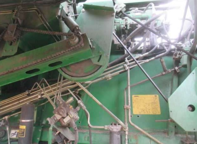 1991 John Deere 9500 Combine – #2 - Image 21