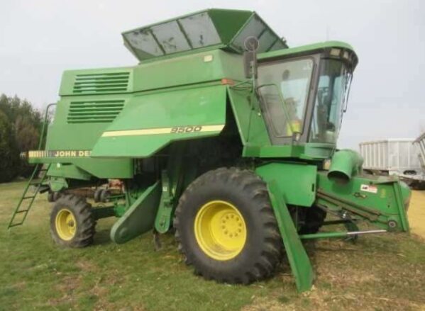 [Auction]: 1991 John Deere 9500 Combine - #2 | Est 7,180 engine hours ...