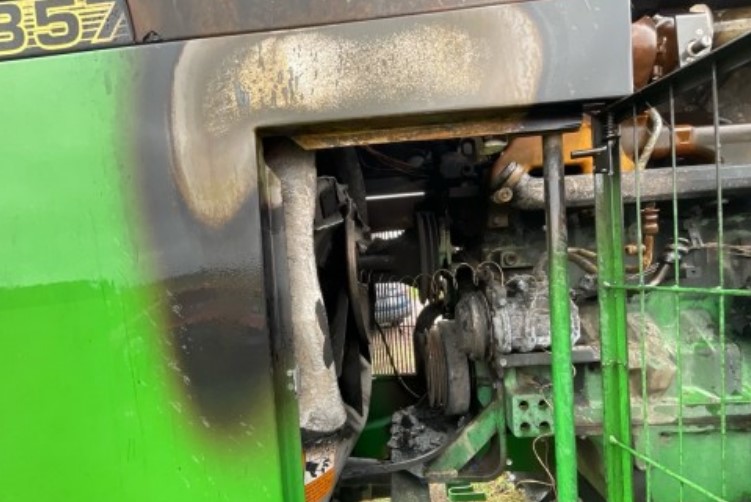 1996 John Deere 8570 Tractor - Image 10