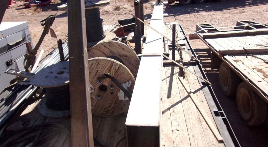 1997 Ford LT9000 Crane Truck - Image 9