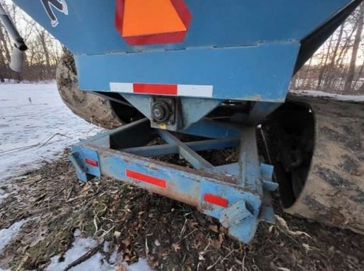 1997 Kinze 1040 Grain Cart - Image 10