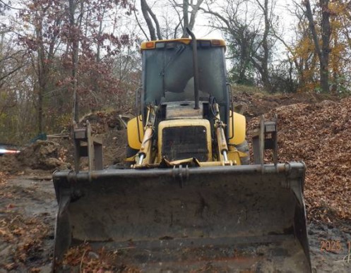 1999 New Holland LB75 Backhoe