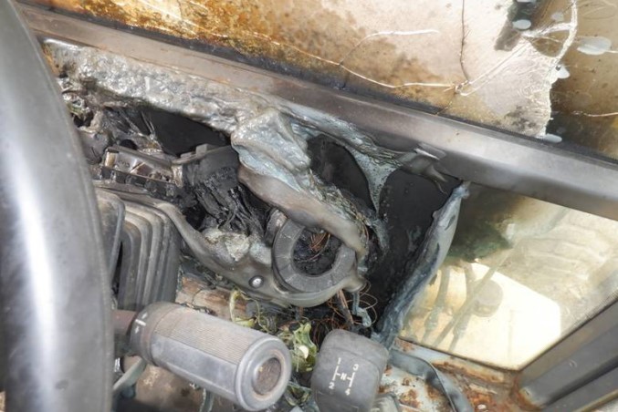 1999 New Holland LB75 Backhoe - Image 12