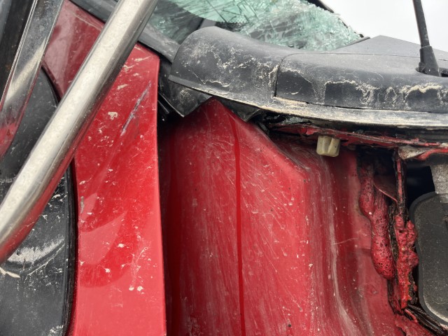 2000 Ford F-750 Dump Truck - Image 10