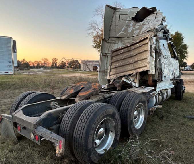 2000 Volvo VNL 660 - Image 5
