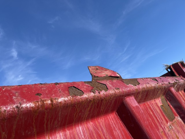 2001 International 4900 Dump Truck - Image 33