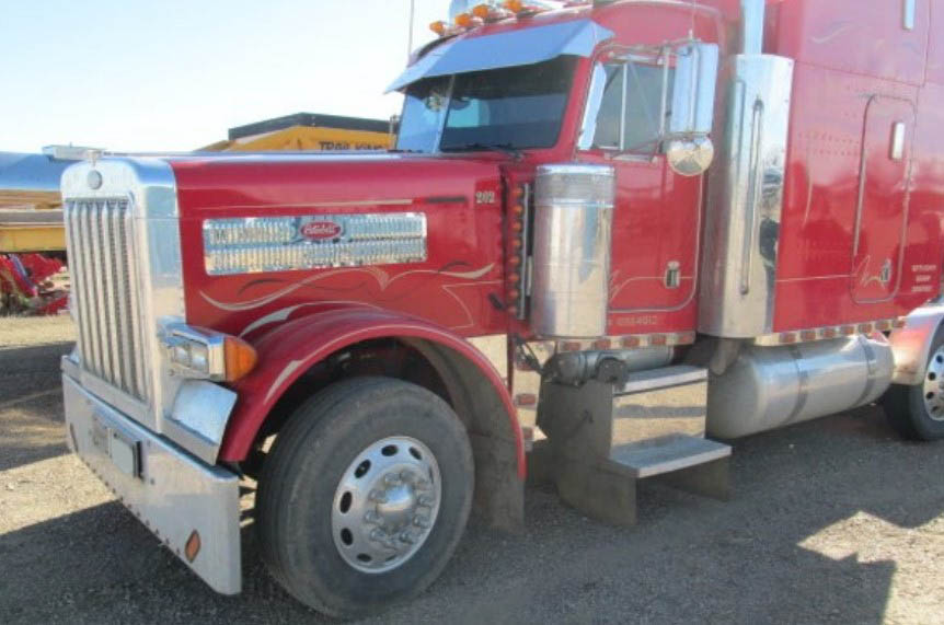 2001 Peterbilt 379 - Image 3