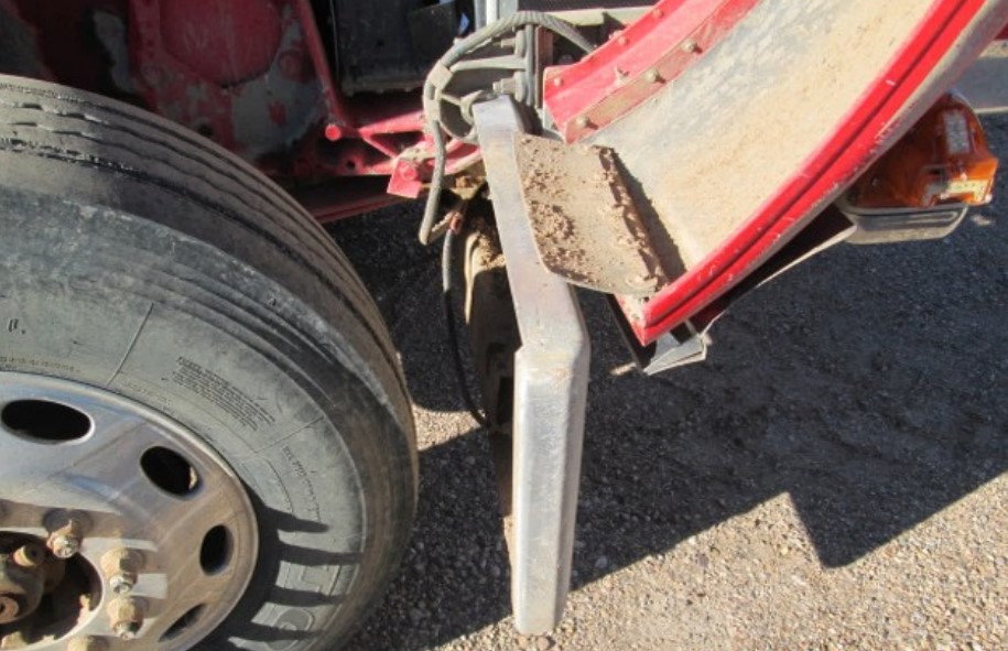 2001 Peterbilt 379 - Image 28