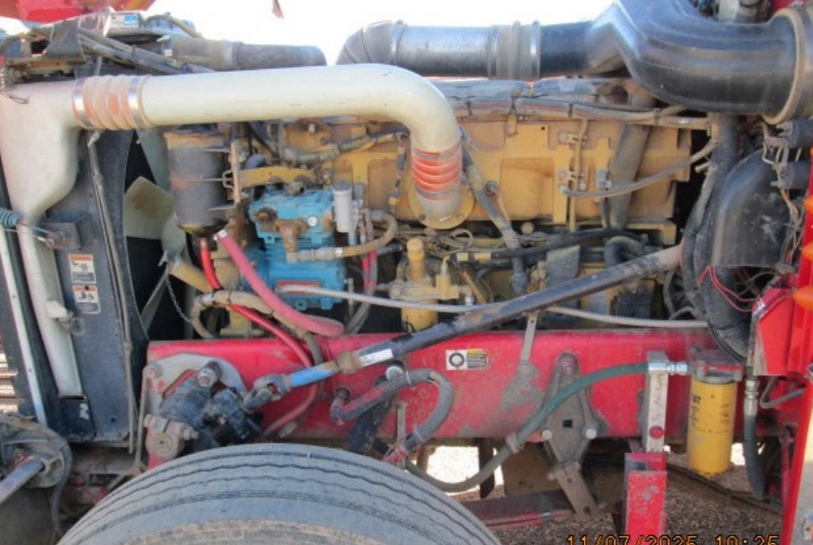 2001 Peterbilt 379 - Image 7