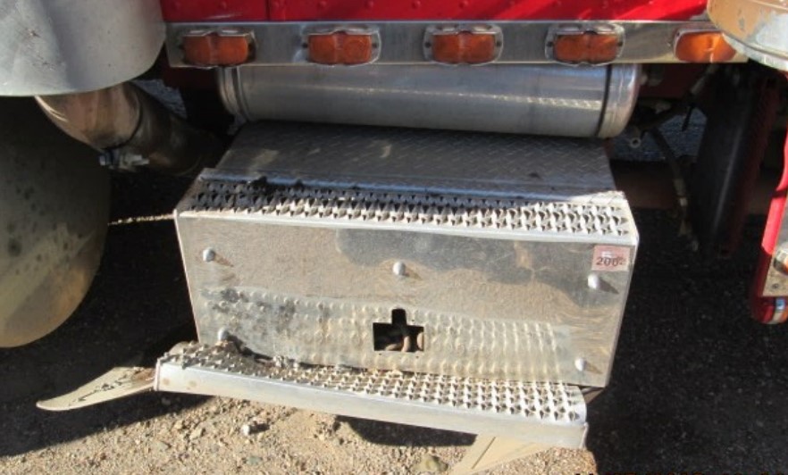 2001 Peterbilt 379 - Image 8