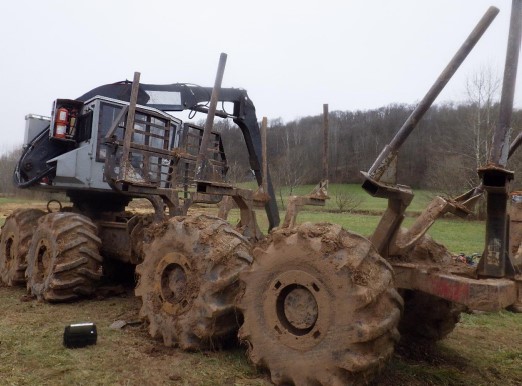 2001 Timber Pro TF820-D Forwarder - Image 5