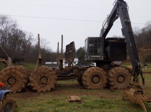 2001 Timber Pro TF820-D Forwarder - Image 9