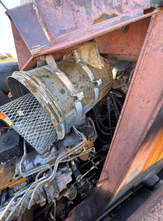 2002 Case 580M Backhoe - Image 6