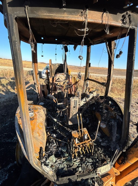 2002 Case 580M Backhoe - Image 2