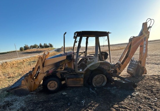 2002 Case 580M Backhoe - Image 13